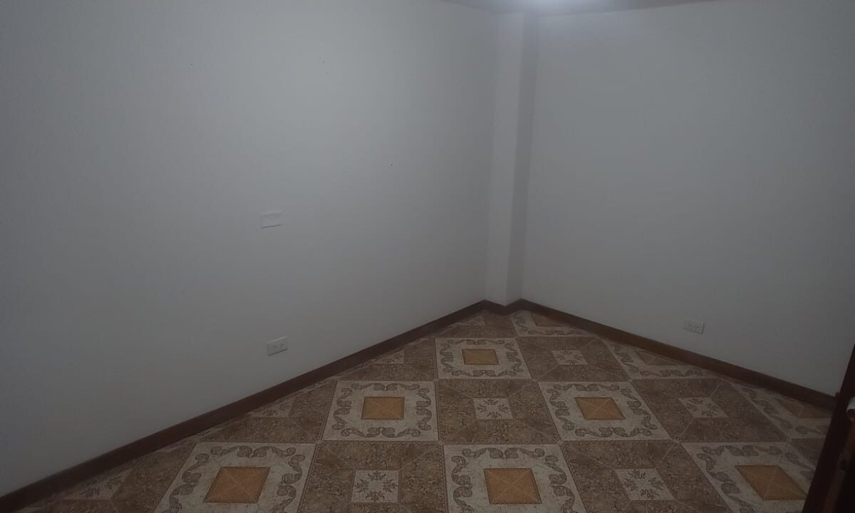LAURELES, MEDELLÍN - CAAR01016