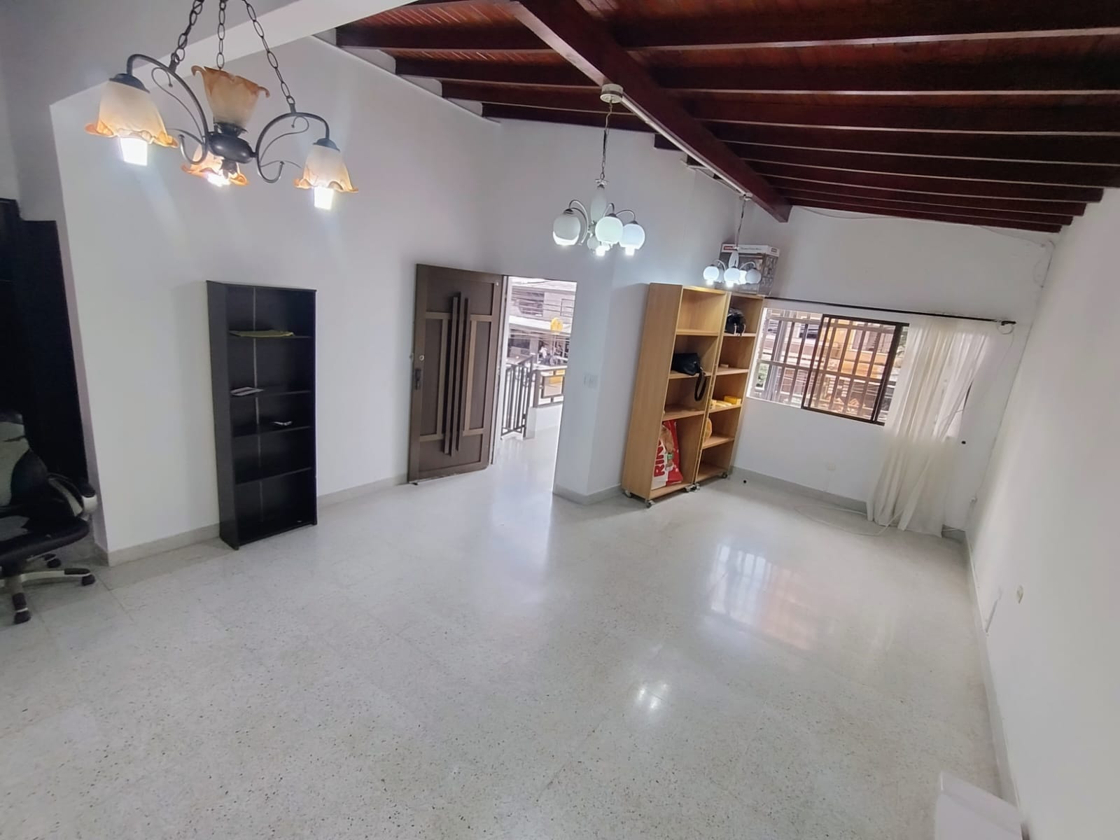 SANTA FE - GUAYABAL, MEDELLÍN - CAVE01059