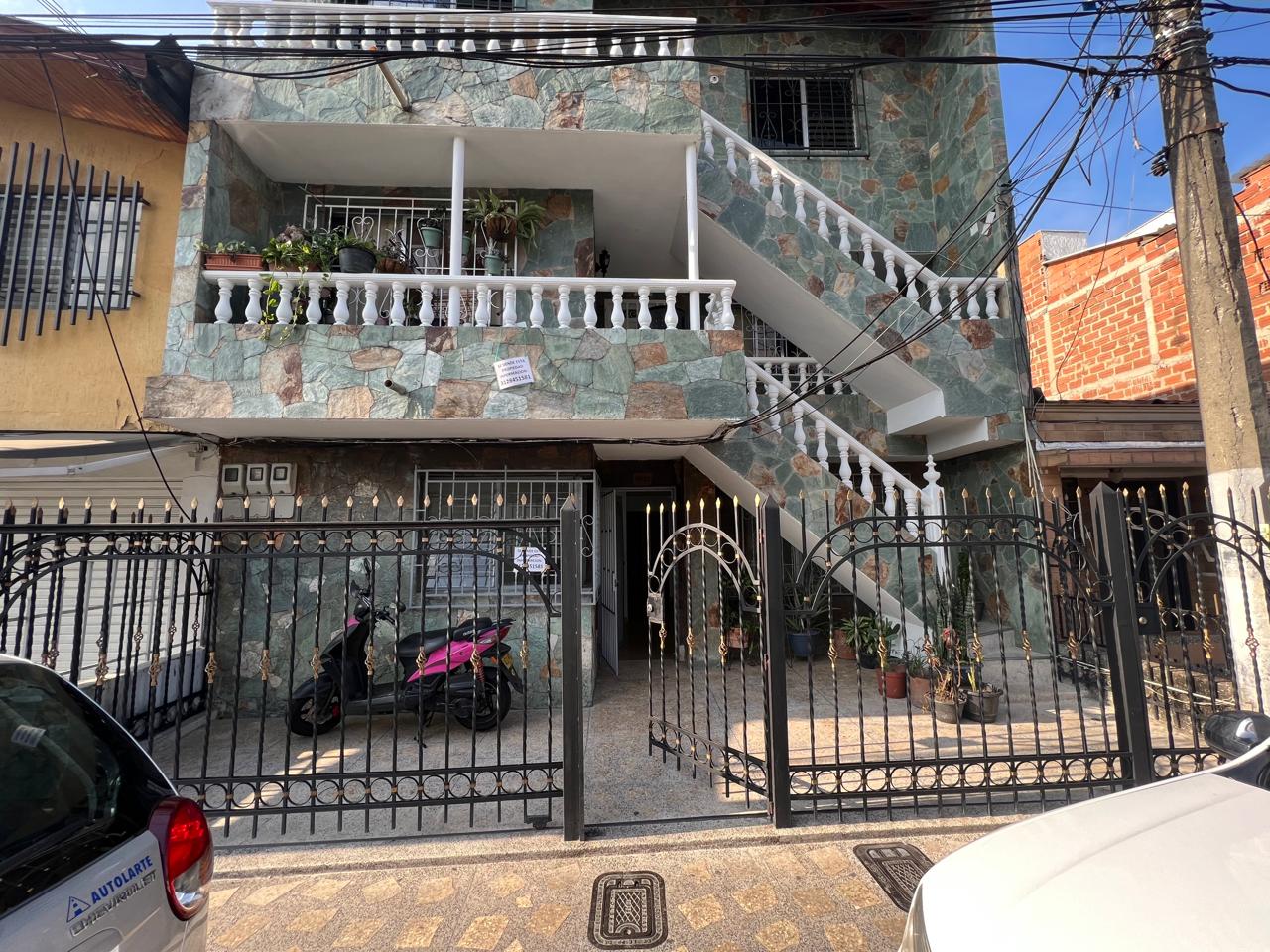 CAMPOAMOR-GUAYABAL, MEDELLÍN - CAVE01062