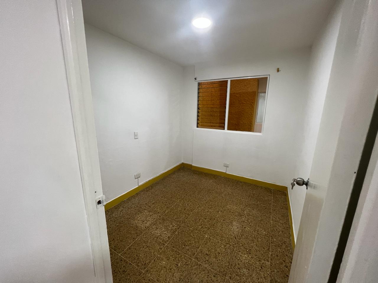 CAMPOAMOR-GUAYABAL, MEDELLÍN - CAVE01062