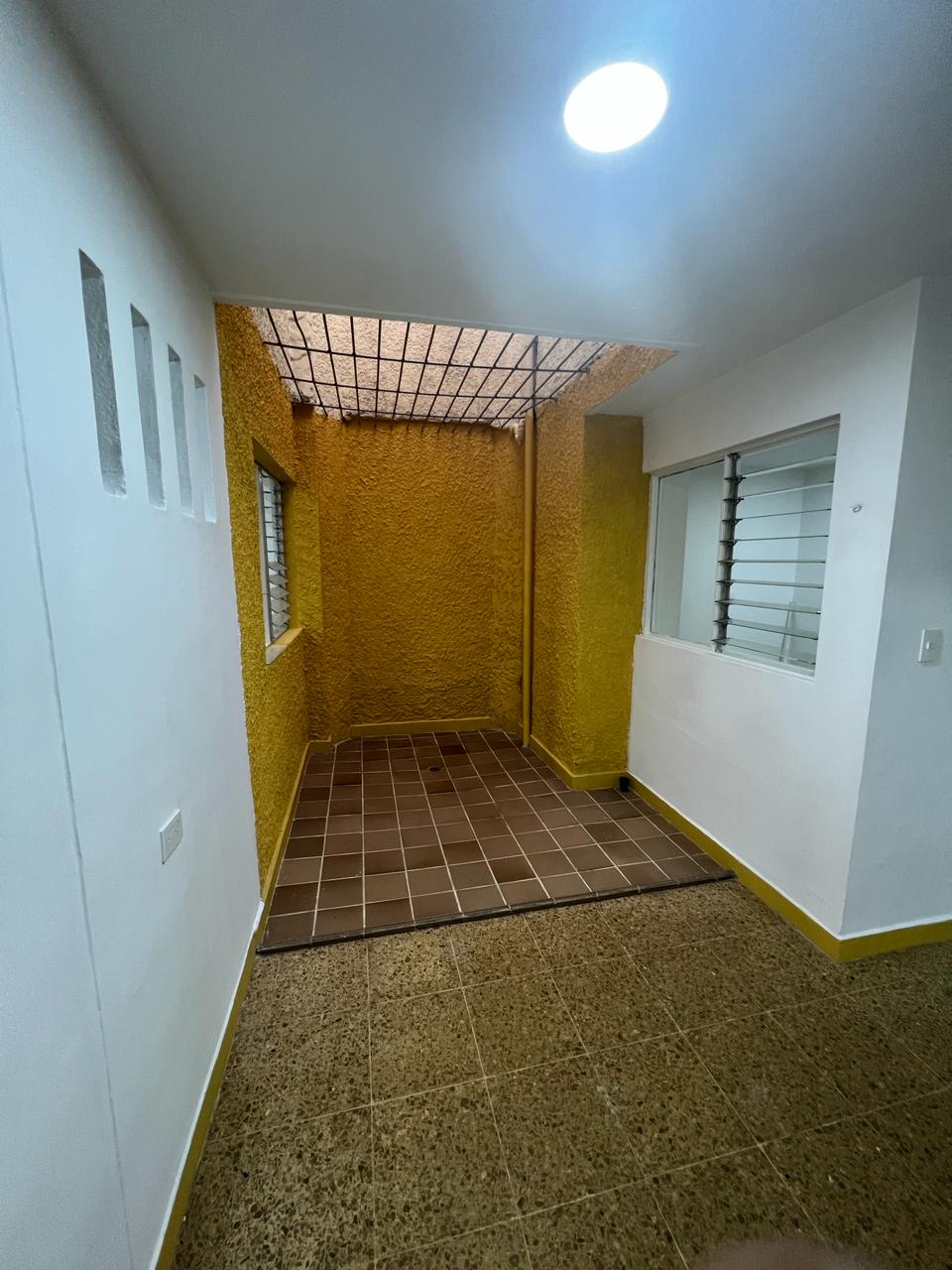 CAMPOAMOR-GUAYABAL, MEDELLÍN - CAVE01062