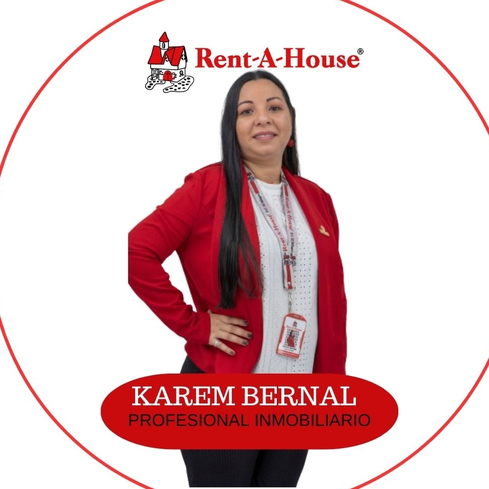 Karem Del Valle  Bernal Amaro 
