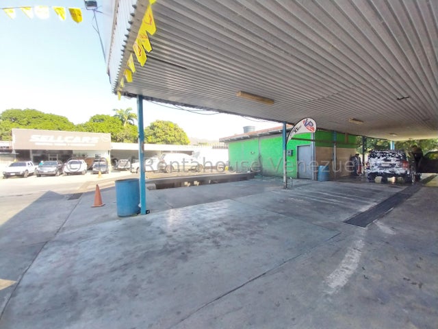 26-6347  RAH Propiedad Comercial Galpones en Venta en Mañongo Naguanagua