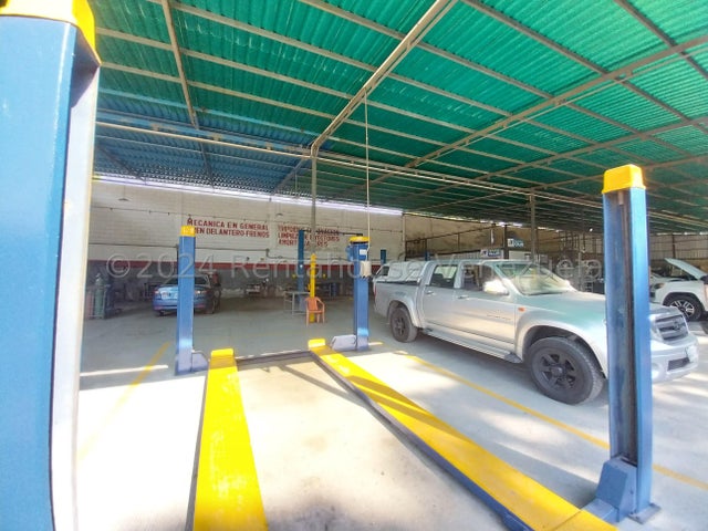 26-6347  RAH Propiedad Comercial Galpones en Venta en Mañongo Naguanagua