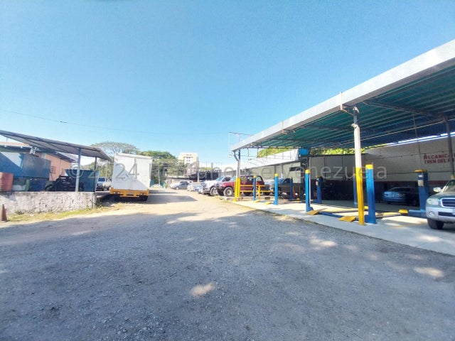 26-6347  RAH Propiedad Comercial Galpones en Venta en Mañongo Naguanagua
