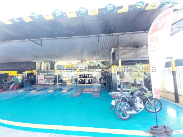 26-6347  RAH Propiedad Comercial Galpones en Venta en Mañongo Naguanagua