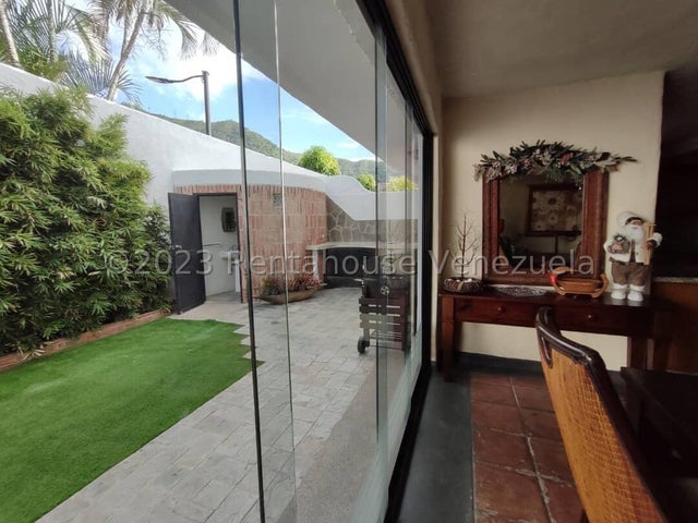 Casa en venta ubicada en el Trigal Norte Valencia Carabobo Venezuela 24-13394 Eloisa