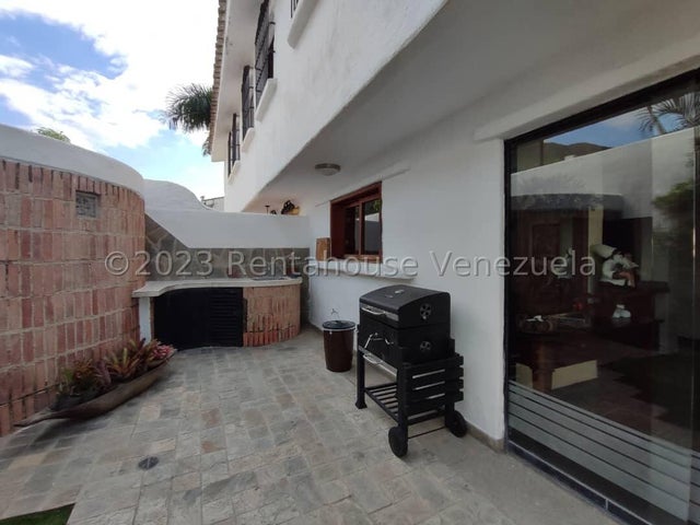 Casa en venta ubicada en el Trigal Norte Valencia Carabobo Venezuela 24-13394 Eloisa