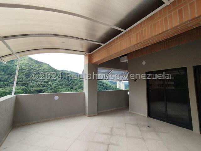 Apartamento ubicado en la Trigaleña Valencia Carabobo Venezuela Cod 26-2912 Eloisa 