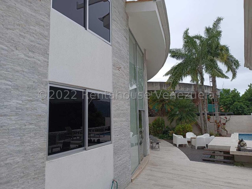 Casa en venta con excelente distribucion y alta revalorizacion ubicada en una de las mejores zonas de Valencia Carabobo Venezuela Cod 23-17051