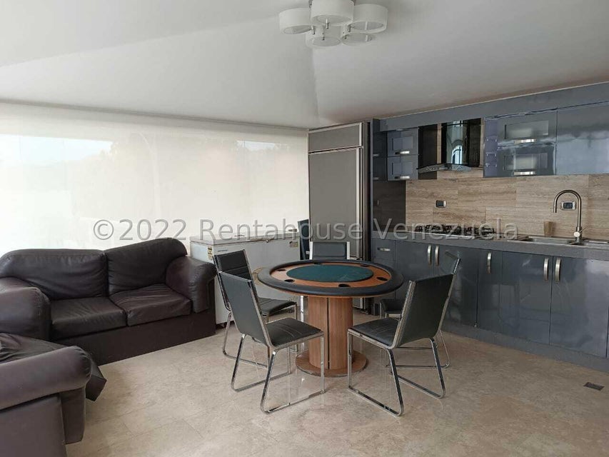 Casa en venta con excelente distribucion y alta revalorizacion ubicada en una de las mejores zonas de Valencia Carabobo Venezuela Cod 23-17051