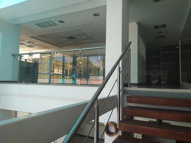 Edificio en venta ubicado en el Centro de Valencia Carabobo Cod 23-6383
