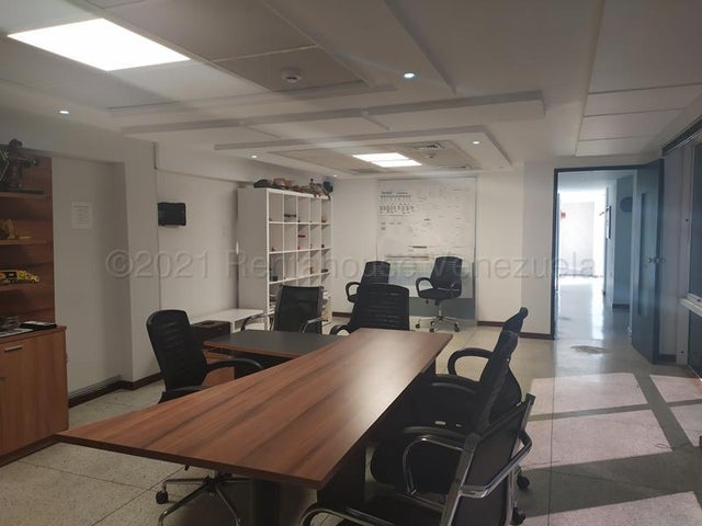Edificio en venta ubicado en el Centro de Valencia Carabobo Cod 23-6383