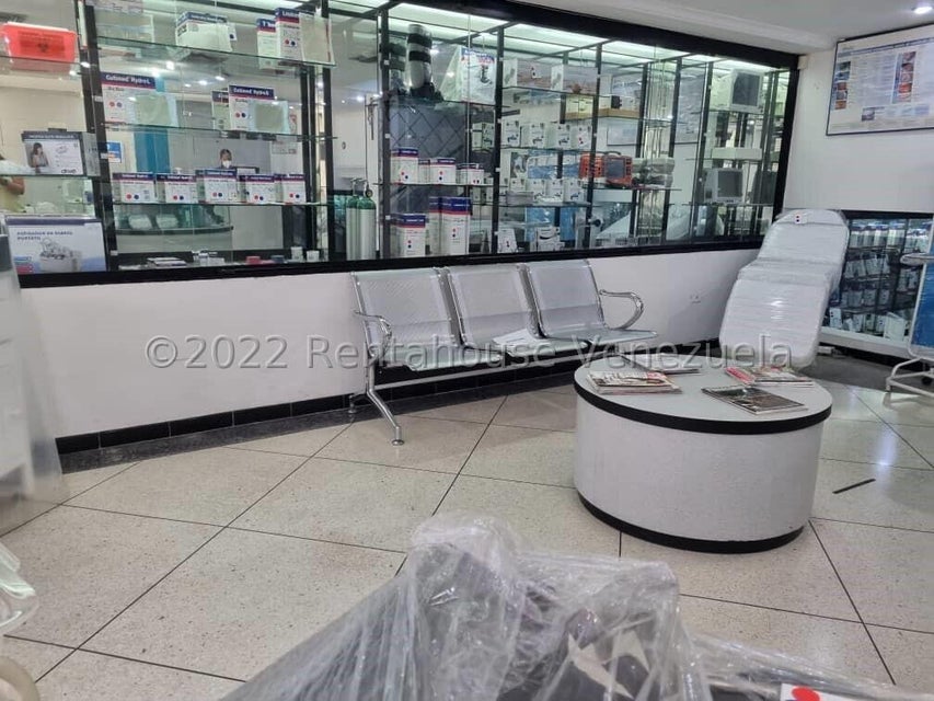 Edificio o Casa Medica en venta ubicada en los Colorados Valencia Carabobo Cod 22-23897