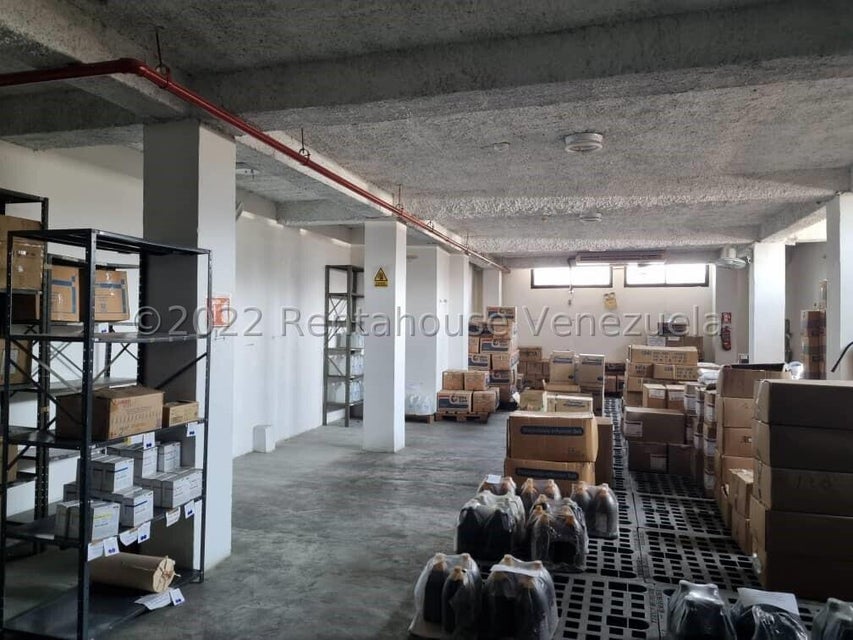 Edificio o Casa Medica en venta ubicada en los Colorados Valencia Carabobo Cod 22-23897