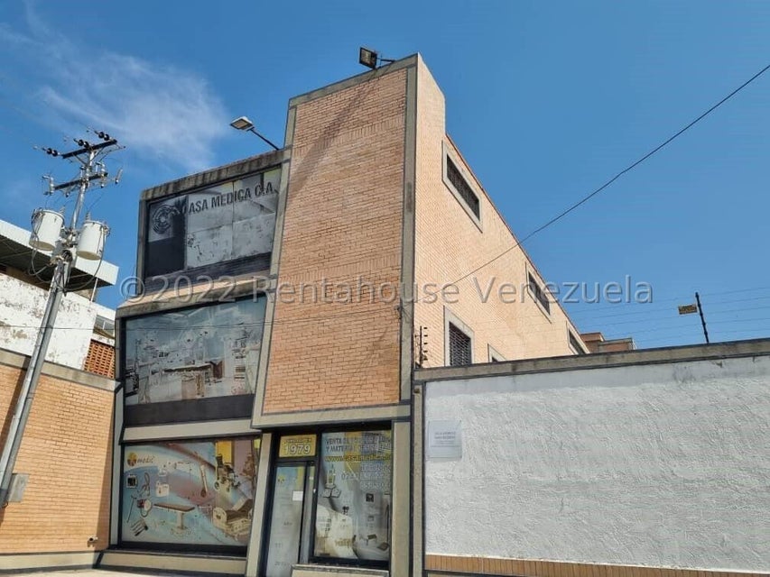 Edificio o Casa Medica en venta ubicada en los Colorados Valencia Carabobo Cod 22-23897
