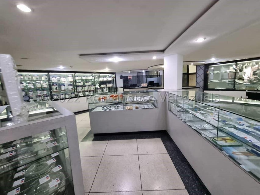 Edificio o Casa Medica en venta ubicada en los Colorados Valencia Carabobo Cod 22-23897