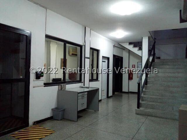 Edificio o Casa Medica en venta ubicada en los Colorados Valencia Carabobo Cod 22-23897
