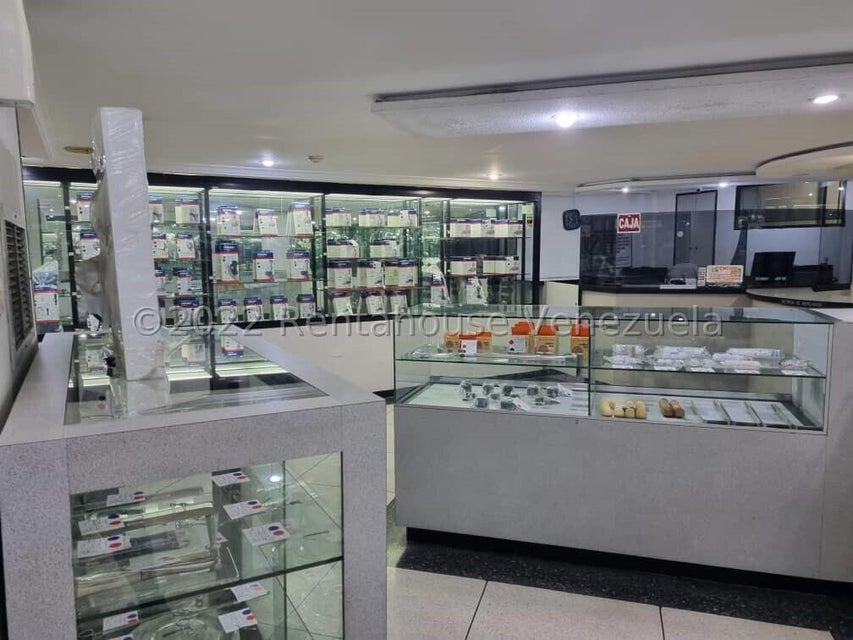 Edificio o Casa Medica en venta ubicada en los Colorados Valencia Carabobo Cod 22-23897