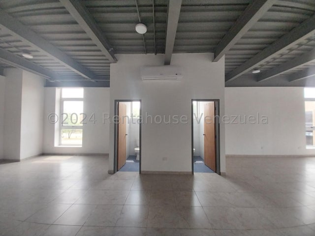 26-7822 Ofiicina de Alquiler en Zona Industrial Valencia
