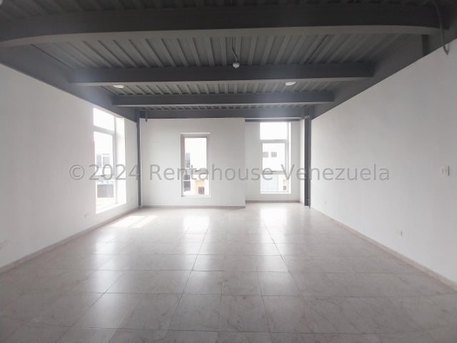26-7822 Ofiicina de Alquiler en Zona Industrial Valencia