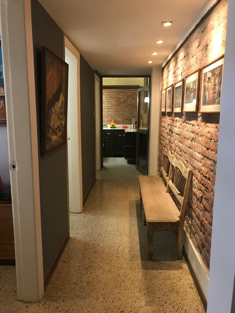 Vendo quinta con piscina en Colinas de Bello Monte