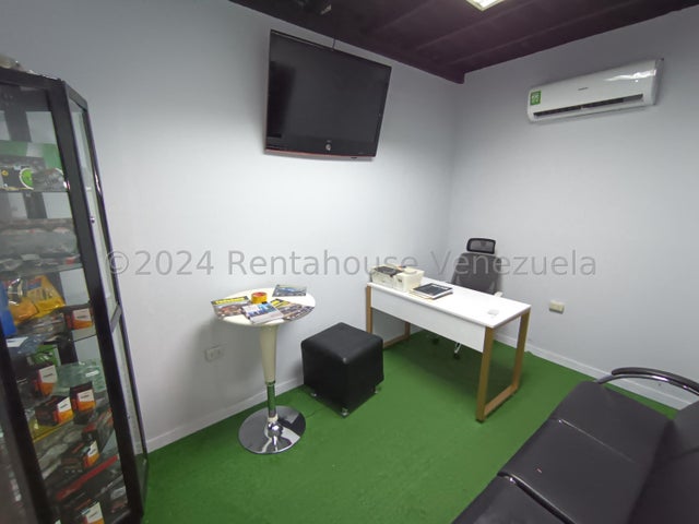 24-15009 En Venta Negocio del sector automotriz, multiservicios venta de repuestos San Blas 