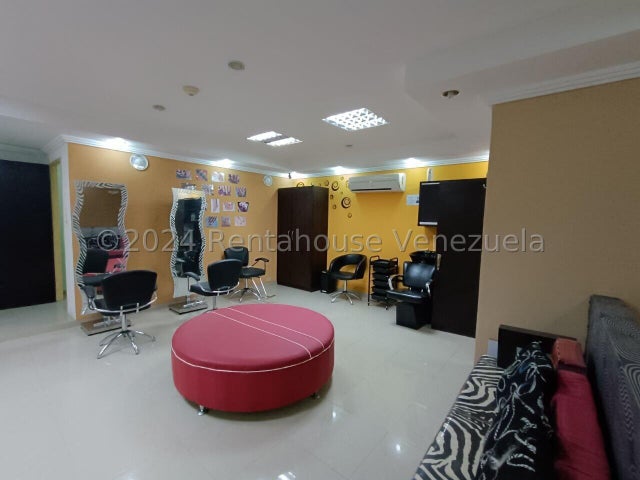 26-11356 Local Comercial Estetica en Venta C.C La Galeria Av Bolivar Norte