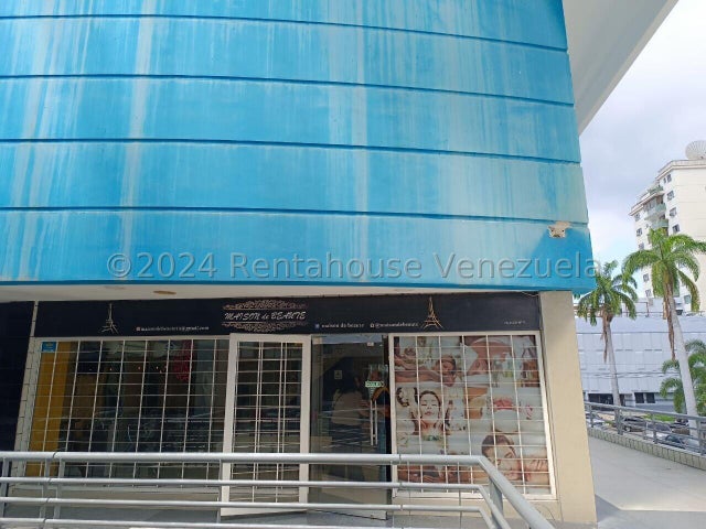 26-11356 Local Comercial Estetica en Venta C.C La Galeria Av Bolivar Norte
