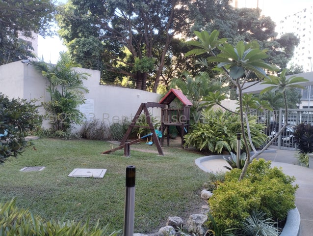 Apartamento en venta en Los Mangos Valencia Carabobo 2322859 P