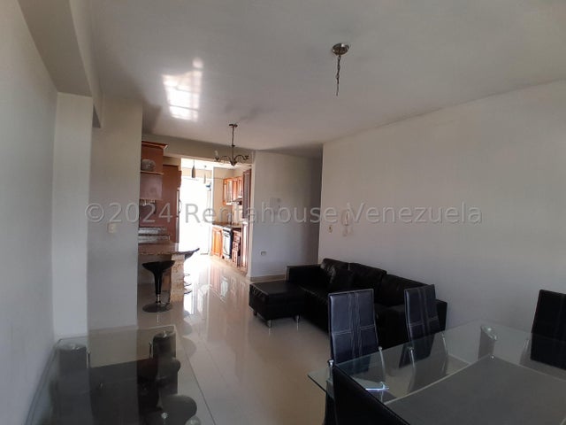 Apartamento en venta en Los Mangos Valencia Carabobo 2322859 P