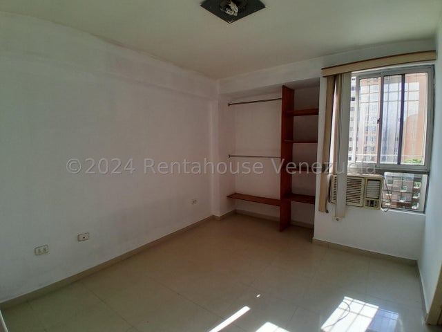 Apartamento en venta en Los Mangos Valencia Carabobo 2322859 P