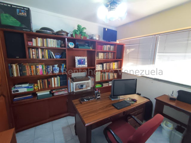 24-18560  Apartamento en Venta La Trigaleña Valencia