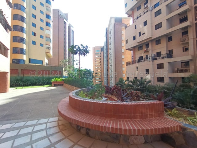 24-18560  Apartamento en Venta La Trigaleña Valencia