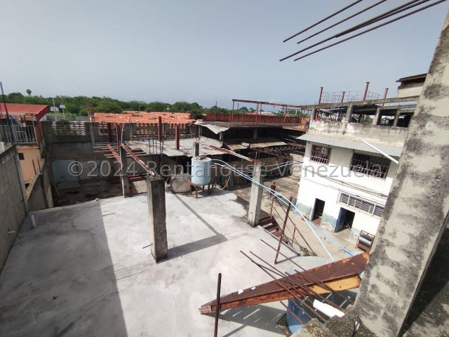 25-97 Local Comercial en Venta en San Joaquin Carabobo