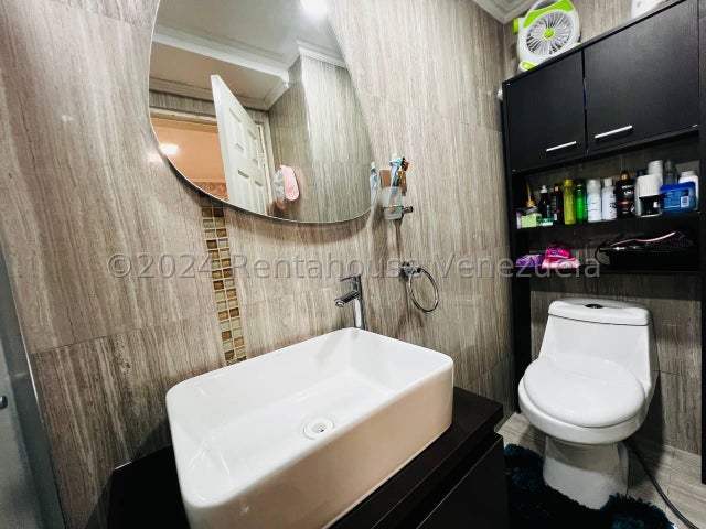 APARTAMENTO EN VENTA URBANIZACION EL BOSQUE MARACAY ESTADO ARAGUA MLS 24-28187. EJGP