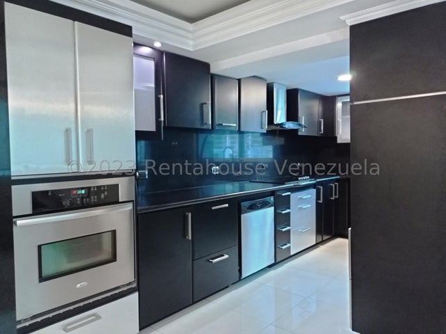 APARTAMENTO EN VENTA URBANIZACION EL BOSQUE MARACAY ESTADO ARAGUA MLS 24-28187. EJGP