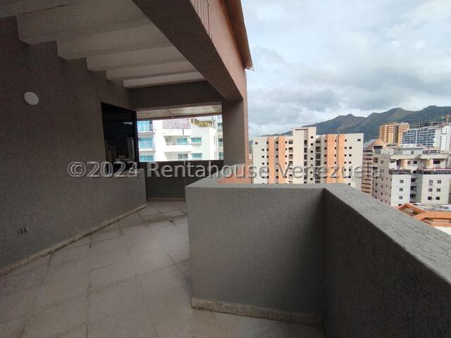 Exclusivo Penthouse en venta ubicado en la Trigaleña Valencia Carabobo Venezuela 25-1689