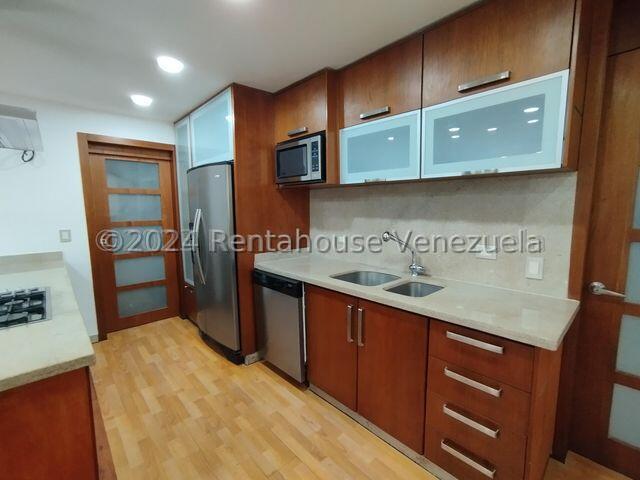 Exclusivo Penthouse en venta ubicado en la Trigaleña Valencia Carabobo Venezuela 25-1689