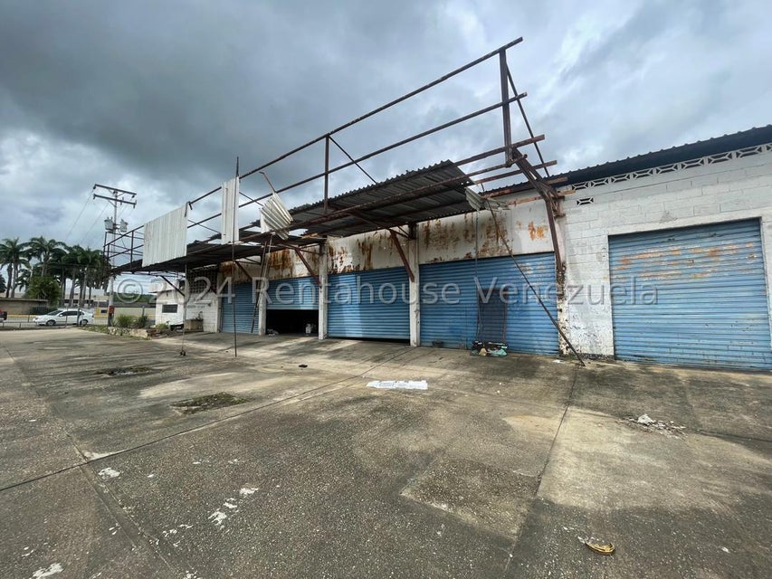 Galpon en venta ubicado en Tinaquillo Estado Cojedes Venezuela Cod 25-4600