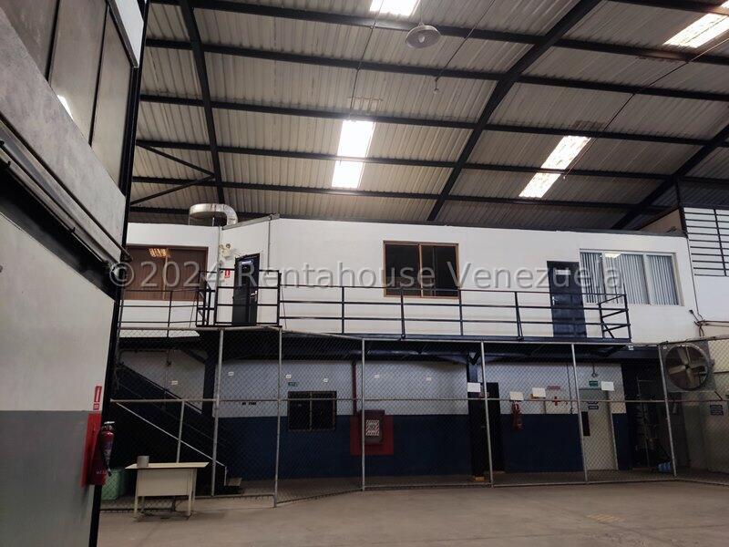 Galpon en venta para su empresa con excelente distribución ubicado En Castillito San Diego Carabobo Cod 25-4598 