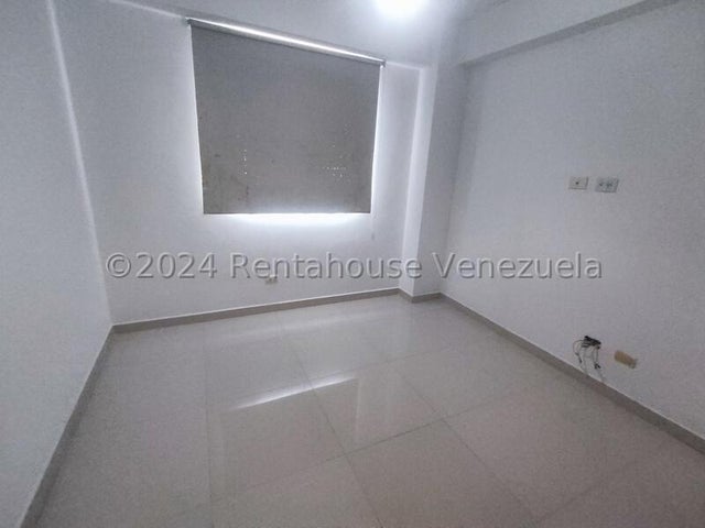 25-4670 Apartamento en Alquiler PB en La Granja Naguanagua