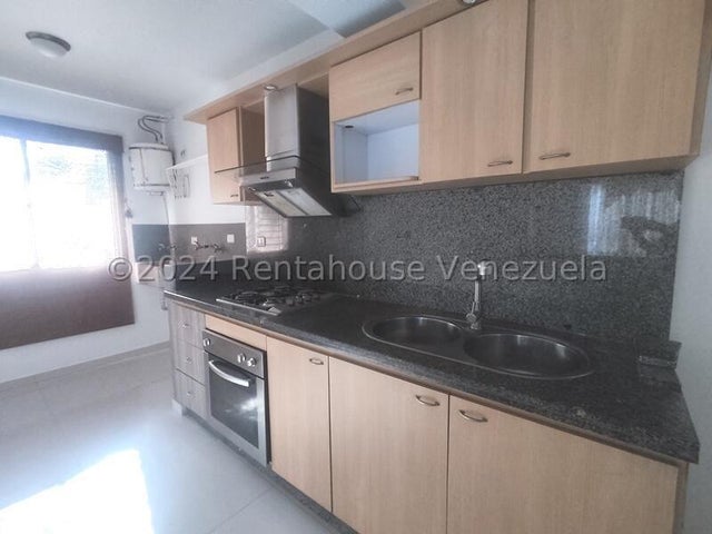 25-4670 Apartamento en Alquiler PB en La Granja Naguanagua
