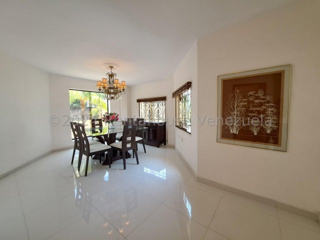 Casa en venta en Altos de Guataparo Valencia Carabobo 2421543  P