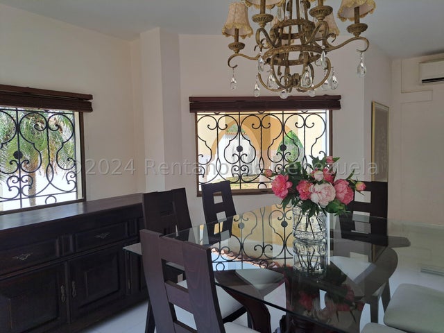 Casa en venta en Altos de Guataparo Valencia Carabobo 2421543  P