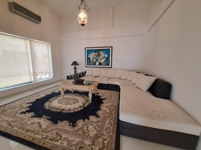 Casa en venta en Altos de Guataparo Valencia Carabobo 2421543  P