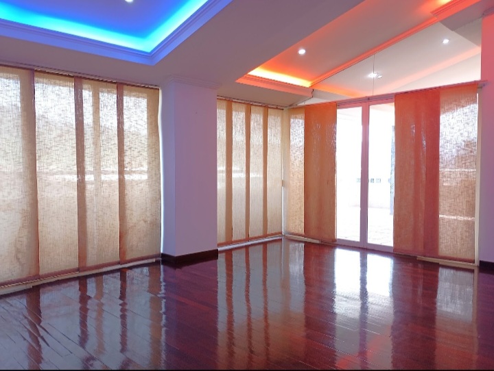 VENDO ELEGANTE PENTHOUSE EN GUATIRE