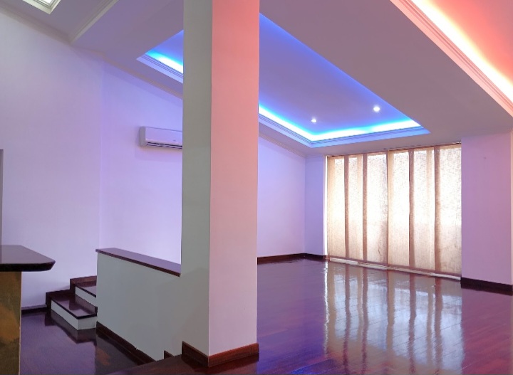 VENDO ELEGANTE PENTHOUSE EN GUATIRE