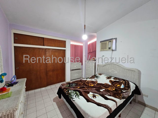 CASA EN VENTA URBANIZACIÓN SAN JACINTO MARACAY ESTADO ARAGUA MLS 25-10948. EJGP