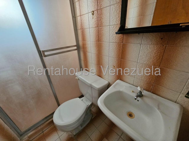 CASA EN VENTA URBANIZACIÓN SAN JACINTO MARACAY ESTADO ARAGUA MLS 25-10948. EJGP
